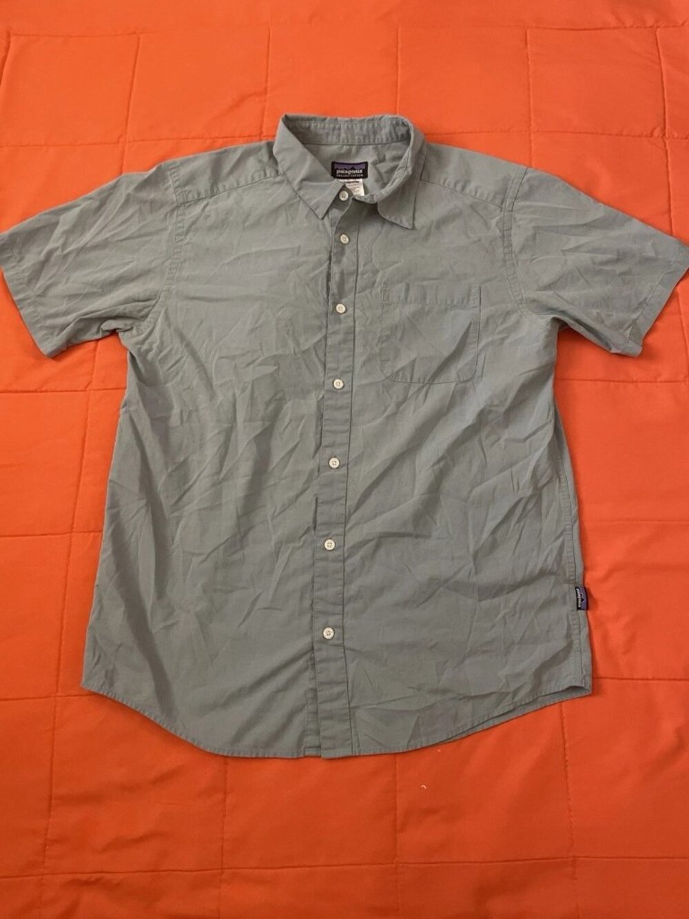 Patagonia Men's Gray Button-Down Organic Cotton Blend / Short Sleeve